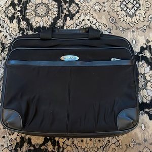 COPY - NWOT Samsonite LapTop Carrier